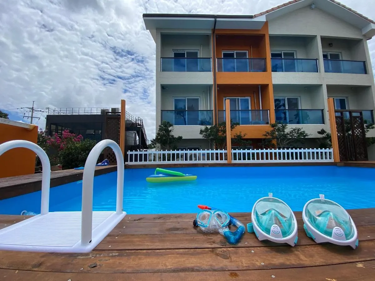 Gamgulhyanggi Healing Park Otel Jeju 0*,